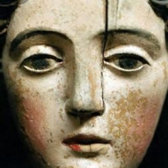 Poshmark profile picture for @archeology